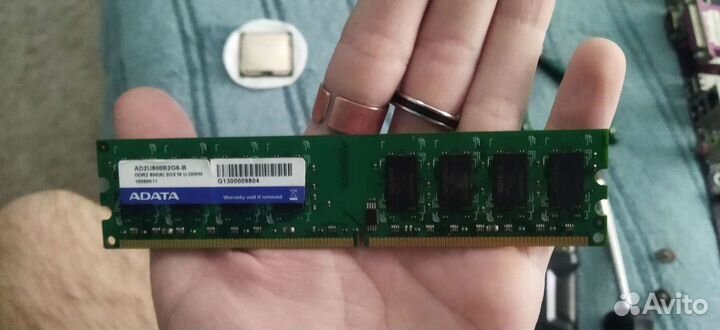 Материнская плата с процессором и оперативкой