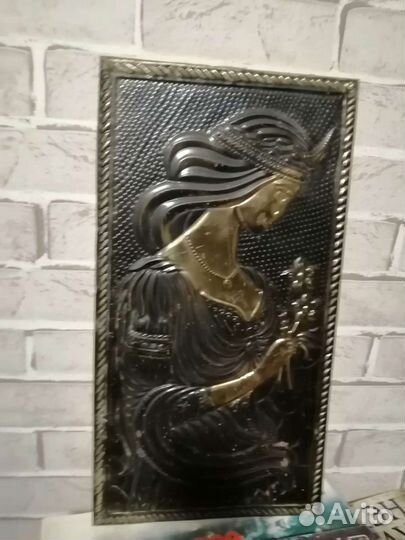 Панно чеканка 23 на 43,5см