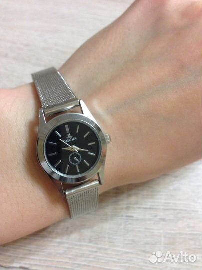 Часы женские наручные