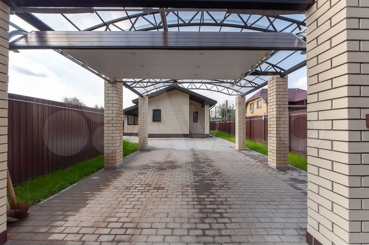 Дом 71,3 м² на участке 4 сот.