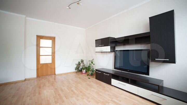 3-к. квартира, 64 м², 2/4 эт.