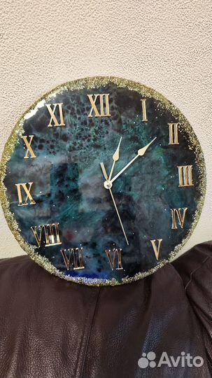 Часы из эпоксидной смолы