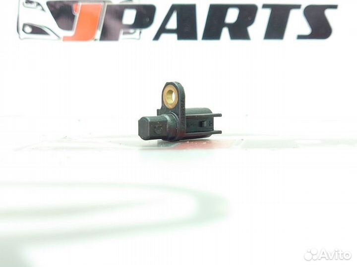 Датчик ABS задний Mazda 3 BK рестайлинг (2006—2009