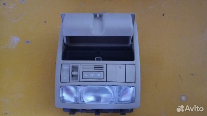 Бардачок под очки Toy/ Venza/ AGV10,AGV15,GGV10,GGV15/ к.т.№000000