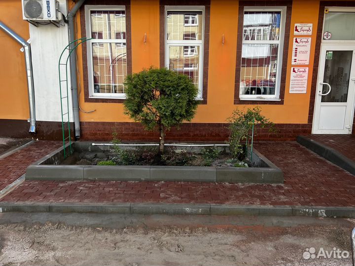 Укладка тротуарной плитки брусчатки бордюров