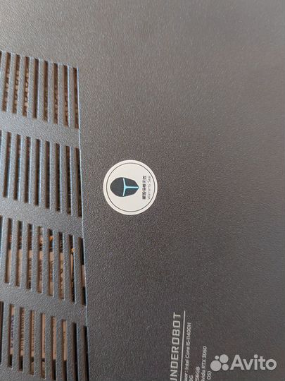 Ноут мощi5-11400H/RTX3050/8Gb/SSD256