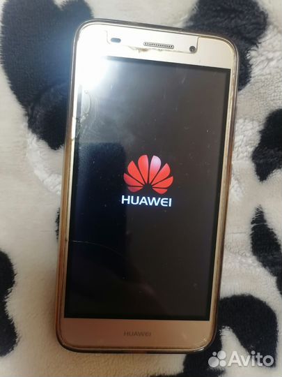 HUAWEI Y3 2017, 8 ГБ