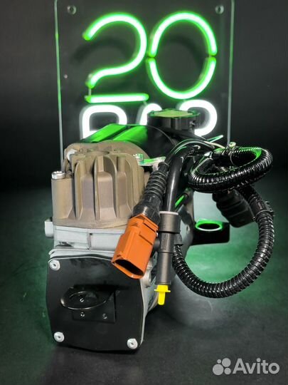 Компрессор пневмоподвески для Audi A8 D3 (бензин V