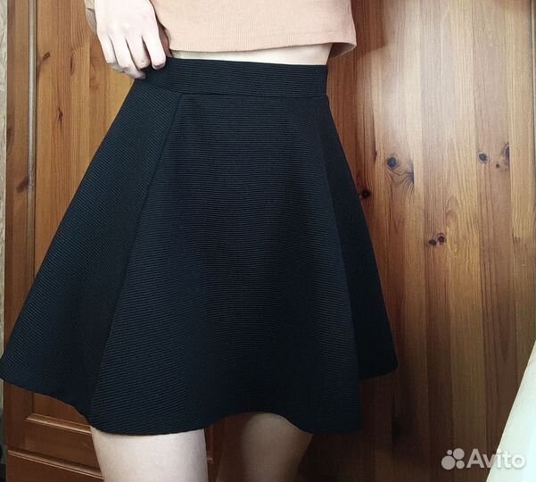 Юбка чёрная солнце