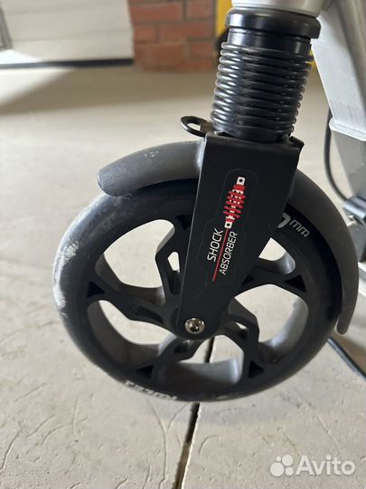 Самокат Roces 200 мм