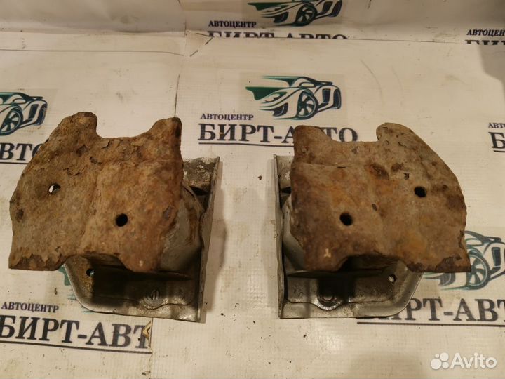 Кронштейн усилителя заднего бампера Toyota Corolla X (2006—2010)