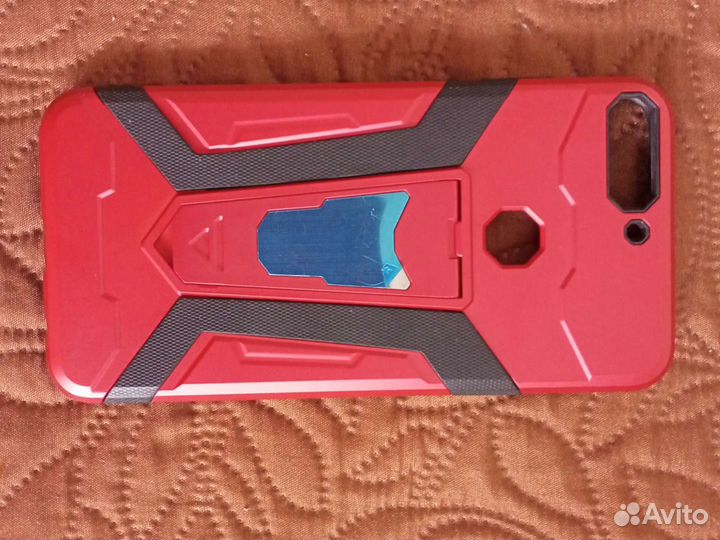 Чехол новый на телефон 5,9'' Honor 7c pro