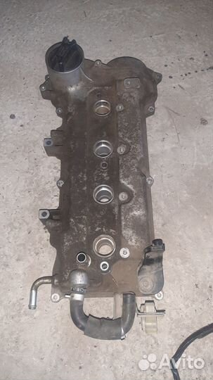 Клапанная крышка на Ниссан,двигатель HR 16