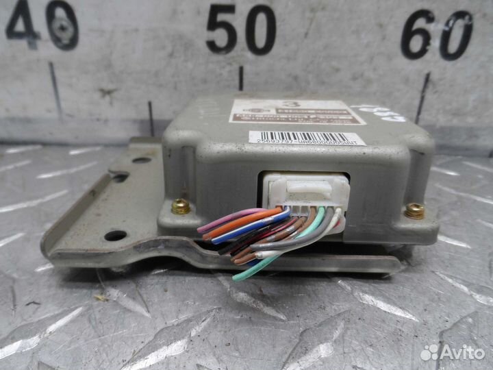 Блок управления раздаткой Nissan X-Trail T30 41650