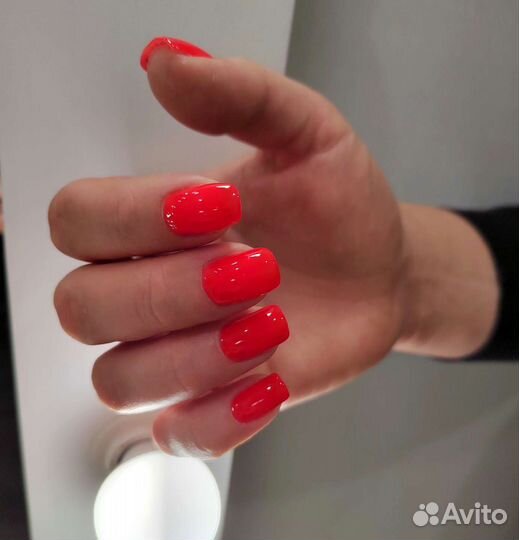 Маникюр, педикюр