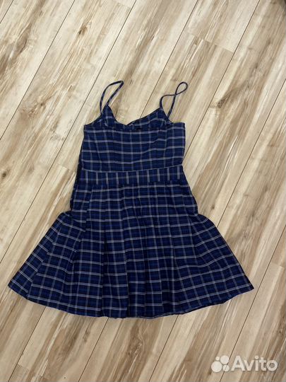 Платье плиссе hm