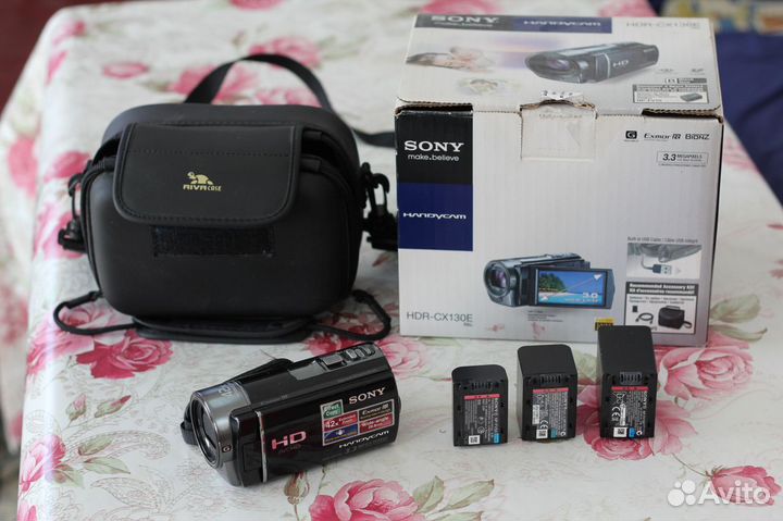 Видеокамера Sony HDR-CX130E