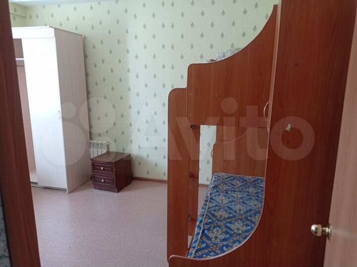 3-к. квартира, 75 м², 1/3 эт.