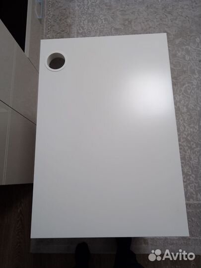 Компьютерный стол IKEA