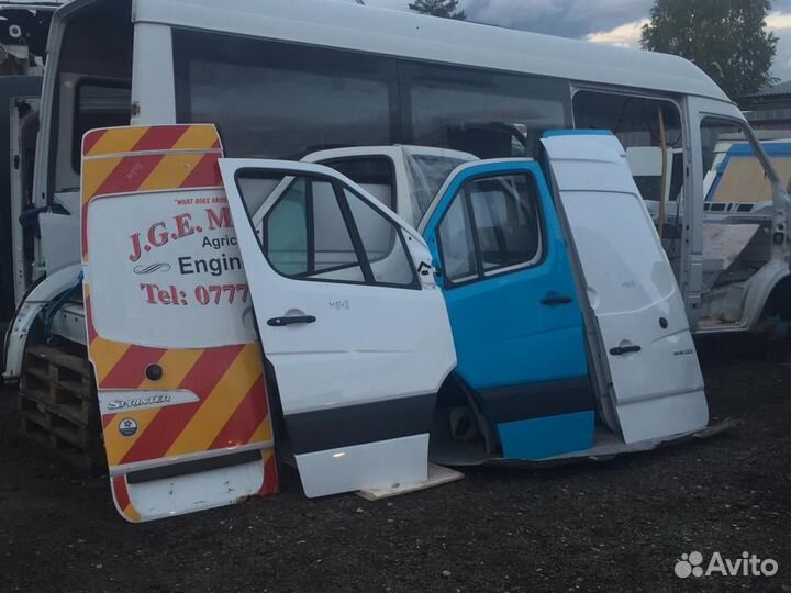 Дверь Передняя Мерседес Спринтер W906