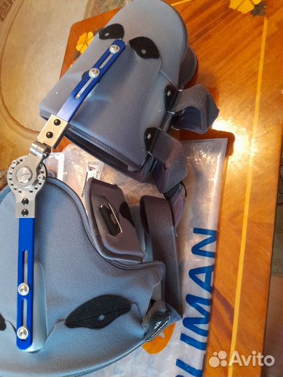 Стабилизирубщий бедренный ортез