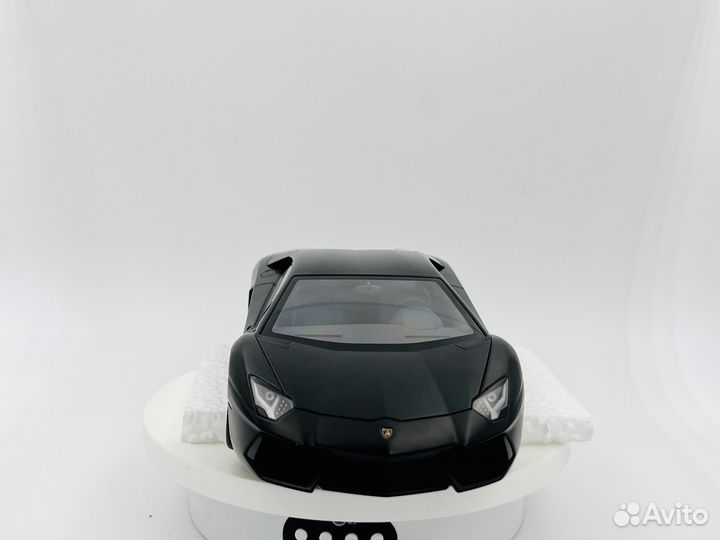 1/18 Autoart Lamborghini Aventador LP700-4 black