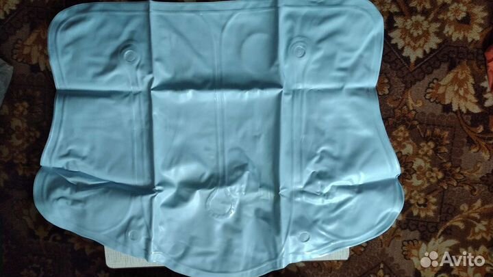 Подголовник -подушка надувная для ванной