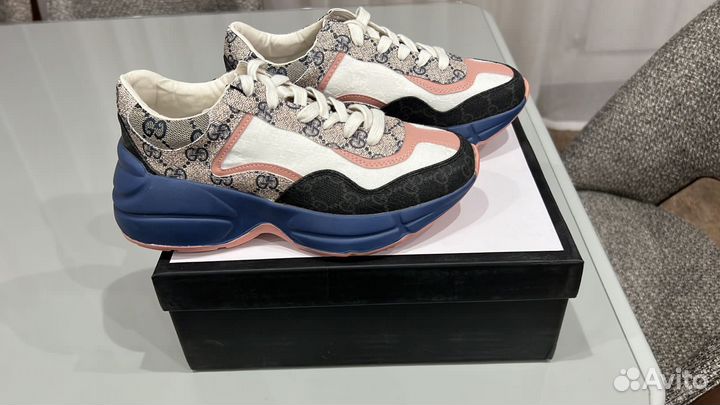 Кроссовки gucci