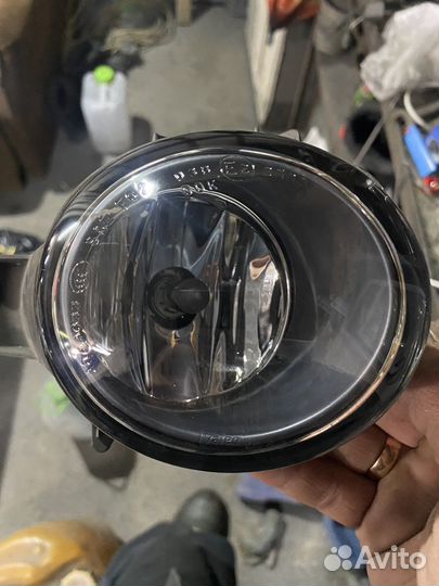Продам правую противотуманку бмв х6 оригинал