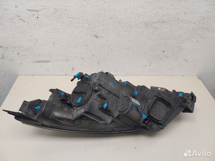 Фара (передняя) Opel Zafira C 2011, 2013