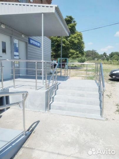 Ограждения, перила лестниц