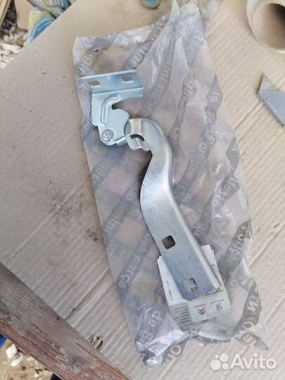 Петля капота Citroën jumper Peugeot Boxer с 2006