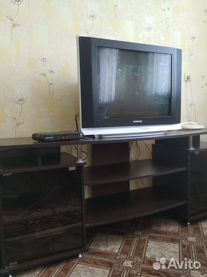 Подставка под телевизор