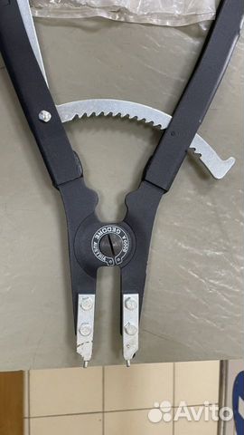 Съемник стопорных колец