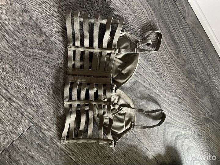 Бюстгальтер