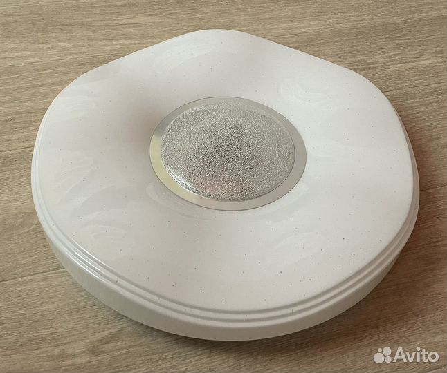 Люстра потолочная светодиодная с пультом