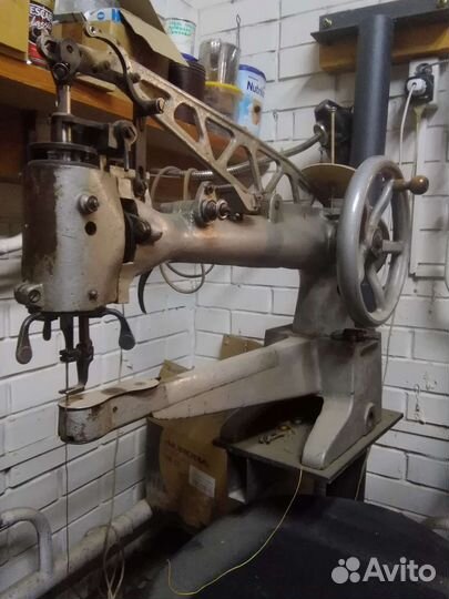 Швейная машина 378 класса, рукавная