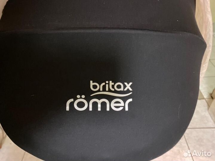 Автокресло Britax Römer Baby-Safe + ременная база