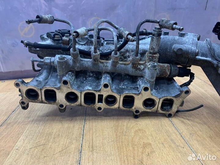 Коллектор впускной Opel Zafira B минивэн A17DTR