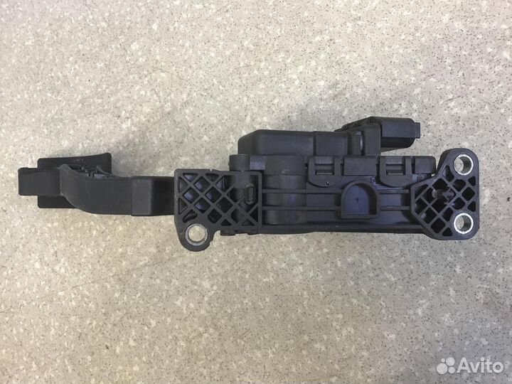 Педаль газа Ford Focus II 2008-2011