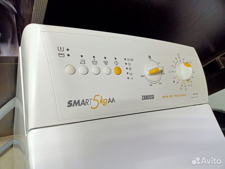 Стиральная машина Zanussi ZWT385