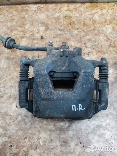 Суппорт тормозной передний правый Opel Astra J