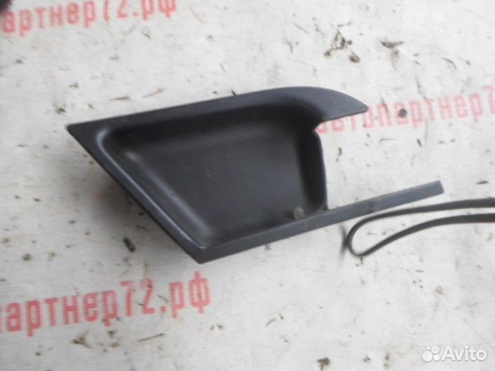 Рамка ручки двери внутренней передняя правая Chevr