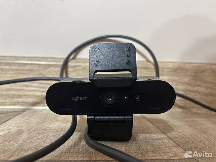 Продам Веб Камеру Logitech brio 4K