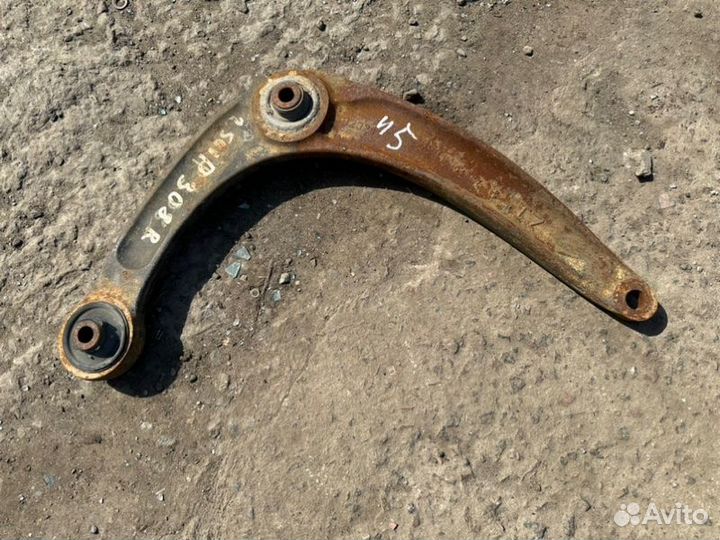 Рычаг передний правый Peugeot 308