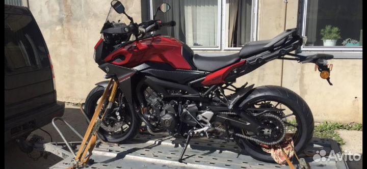 Yamaha MT - 09 Tracer