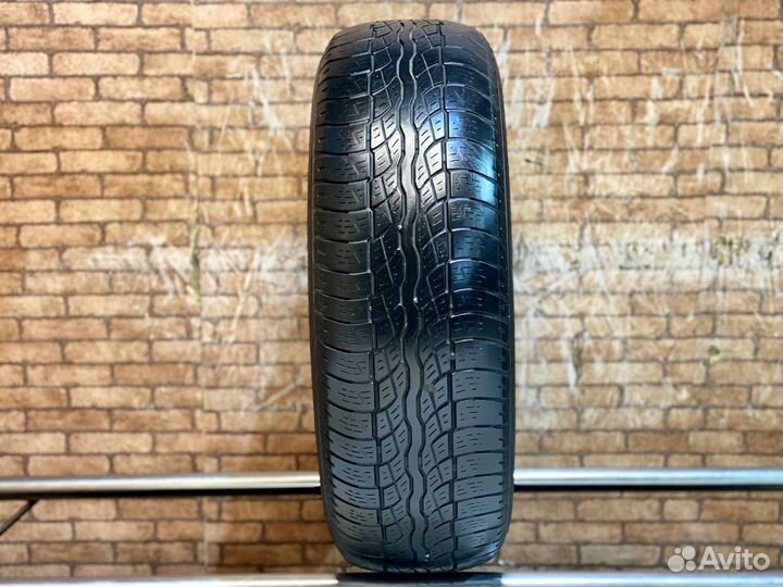 Bridgestone Dueler H/T 687 225/70 R16
