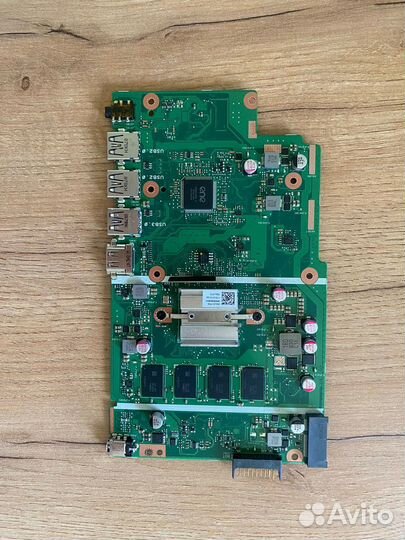 Плата X540MA main board Rev:2.0/N4000/4GB Asus Viv