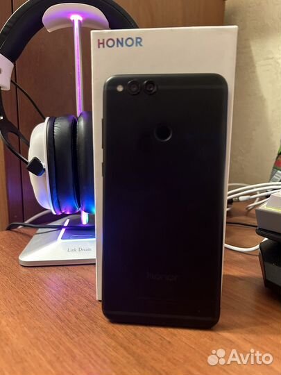 HONOR 7X, 4/64 ГБ