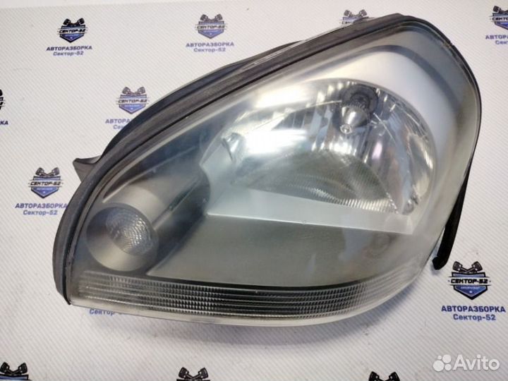 Фара левая Hyundai Tucson 1